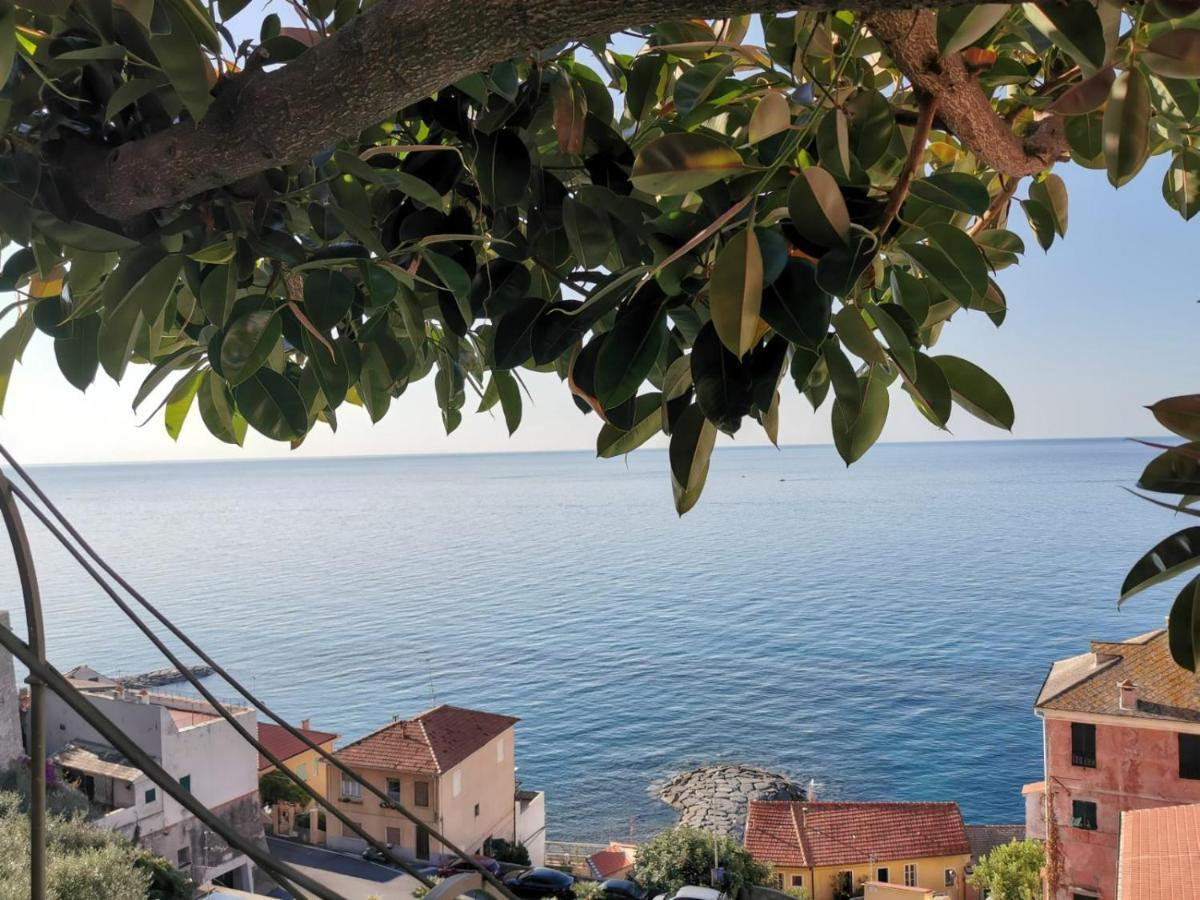 Appartamento Nel Borgo Con Splendida Vista Sul Mare チェルヴォ エクステリア 写真